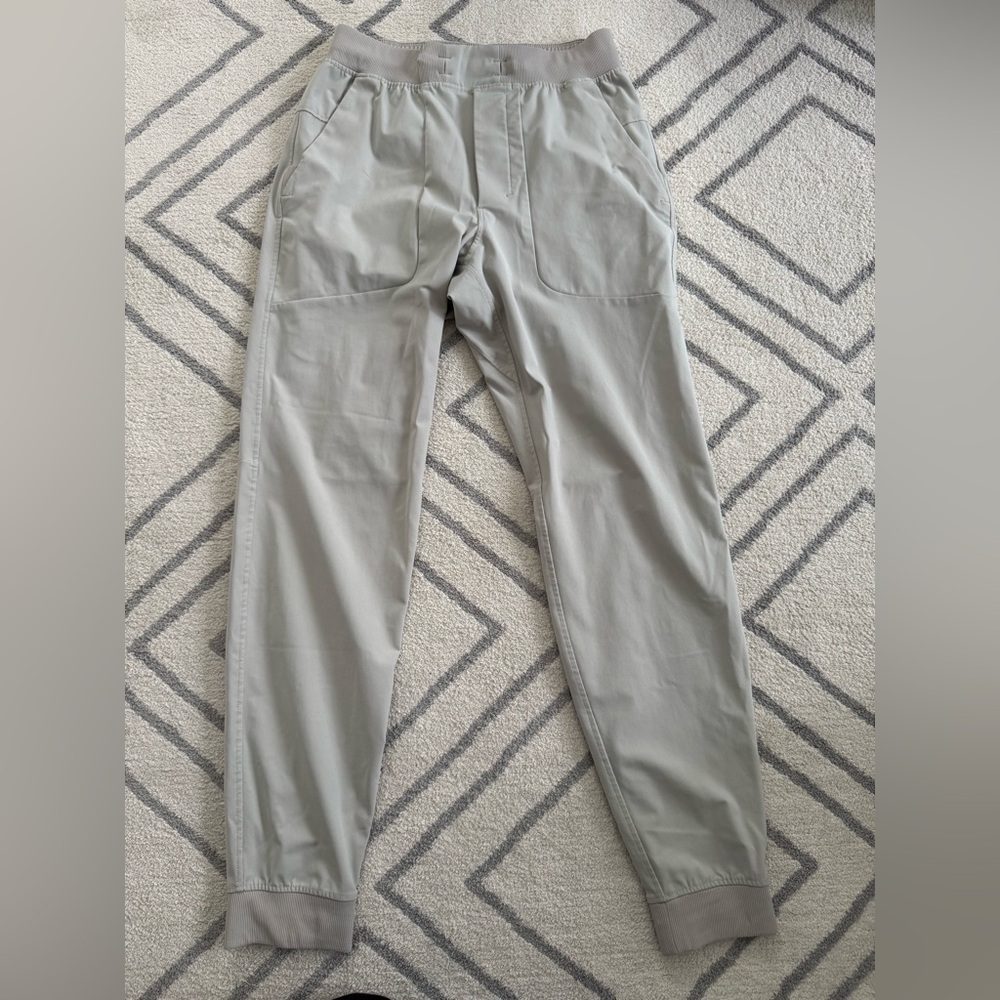 Lululemon Men ABC Jogger Regular in small